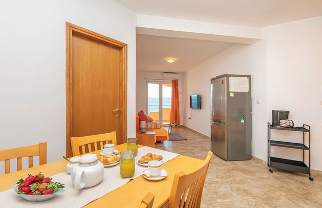 Apartments Orange - Photo 7