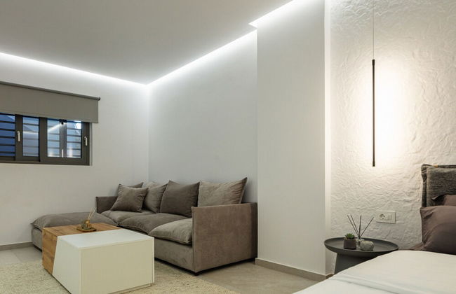 Akonizia Luxury House - With Private Swimming Pool - Photo 35