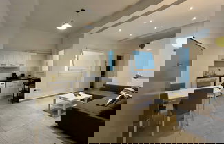 Foto 1 - Vibrant Omonia Oasis, Modern Apartment in the Heart of Athens
