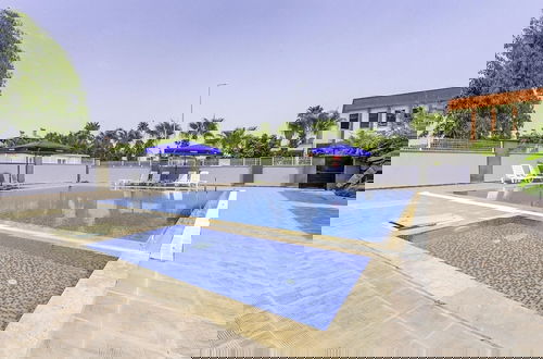 Photo 20 - Flat w Shared Pool and Balcony 8 min to Beach