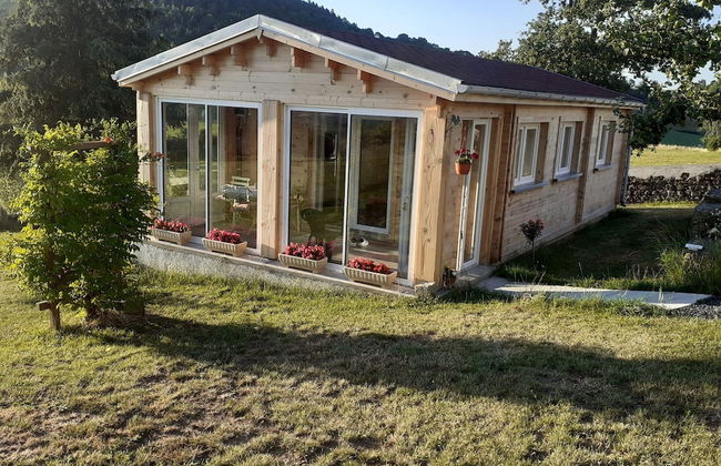 Secluded Chalet in Egliseneuve des Liards - Foto 1