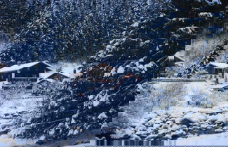 Foto 1 - Spacious Holiday Home in Mayrhofen With hot tub