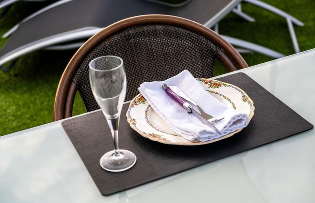Charming Reigate Cottage Retreat - Foto 16