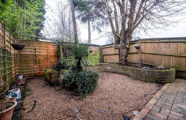 Charming Reigate Cottage Retreat - Foto 34