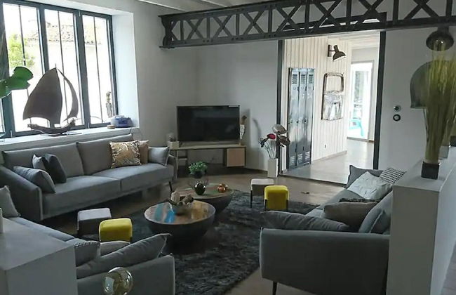 Majestic Villa in Nuaille-d'aunis With Sauna - Foto 15