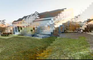Foto 1 - Detached Villa With Dishwasher Near the Sea