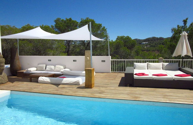 Villa in Cala Tarida With Private Pool & Sea View - Foto 24