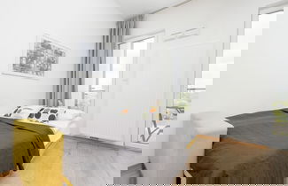 Foto 2 - Studio With Parking in Wola by Renters