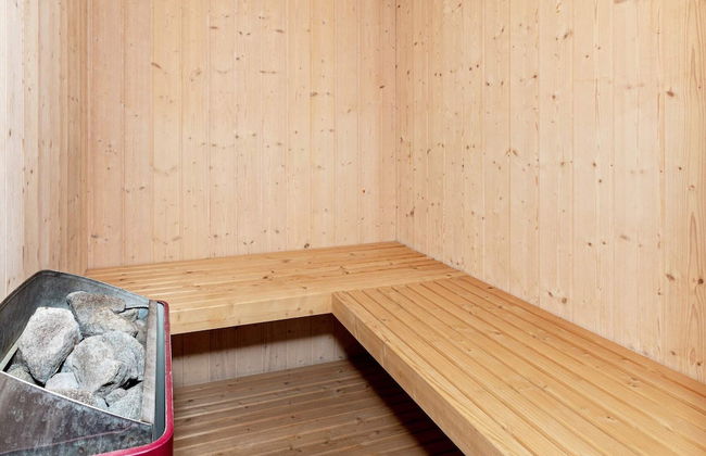 12 Person Holiday Home in Pandrup - Foto 15