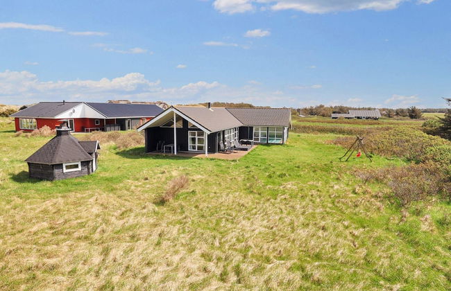 12 Person Holiday Home in Pandrup - Foto 34