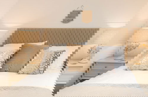 Photo 3 - Host Stay Eccles Hideaway