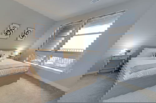 Photo 2 - Stylish One-Bedroom Apt in Alexandria