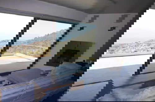 Foto 13 - 260sqm villa in Loutraki with a sea view