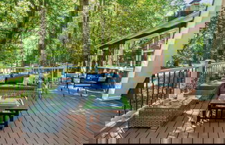 Foto 3 - Tomhickon by Avantstay Walk to Lake Firepit + Deck