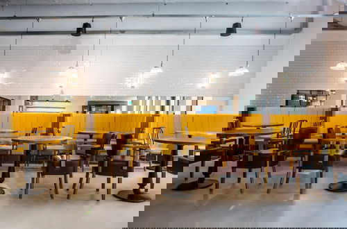 Foto 2 - Chapter White City