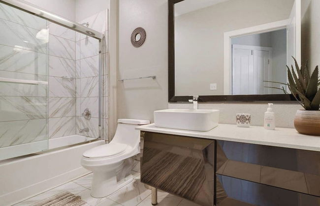 Luxurious Downtown Condo - Foto 14