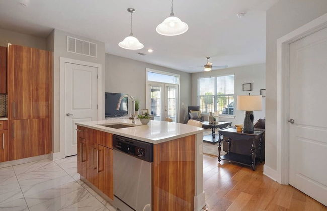 Luxurious Downtown Condo - Foto 8