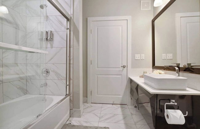 Luxurious Downtown Condo - Foto 15