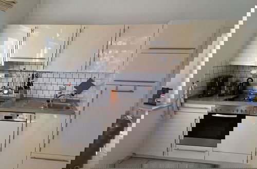 Foto 1 - 8 