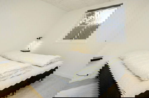 Foto 18 - 6 Person Holiday Home in Laeso-by Traum