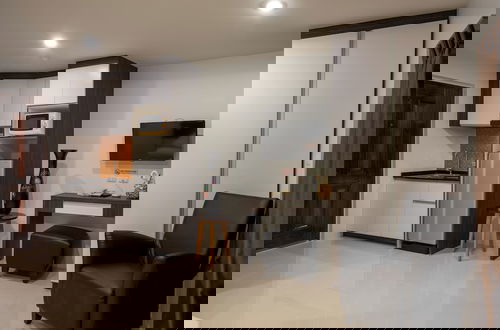 Photo 8 - New Nordic Suite 4 by Apartwell