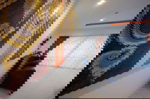 Photo 12 - New Nordic Suite 4 by Apartwell