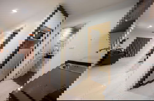 Photo 16 - New Nordic Suite 4 by Apartwell