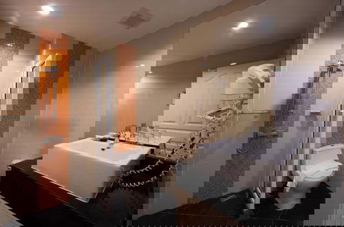 Photo 28 - New Nordic Suite 4 by Apartwell