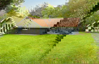 Foto 1 - 6 Person Holiday Home in Farvang