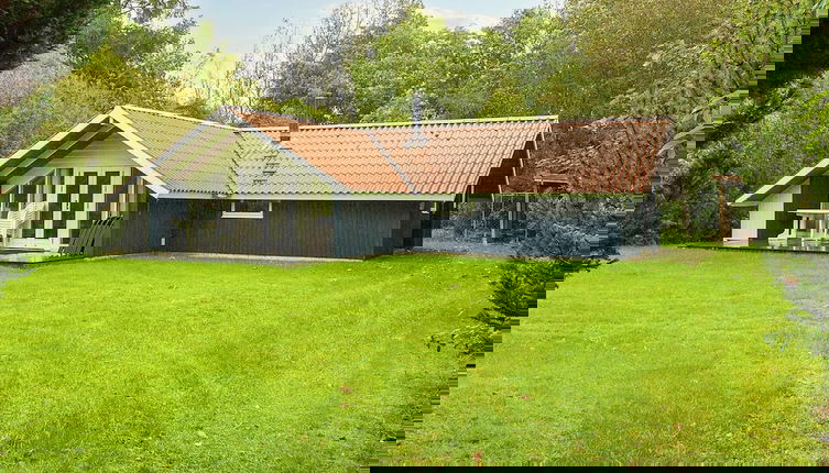 Photo 1 - 6 Person Holiday Home in Farvang