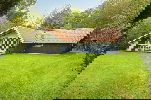 Photo 1 - 6 Person Holiday Home in Farvang