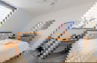 Foto 2 - Funky 1BD High-rise Flat W/city Views, Angel!