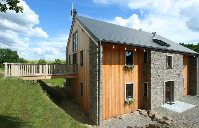 Luxurious Villa in Nadrin Belgium with Sauna & Hot Tub - Foto 1
