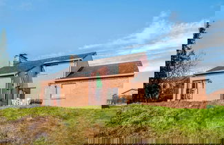 Foto 1 - Rural Holiday Home in Roy With Panoramic Views