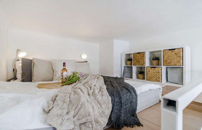 Charm APTs in Prague by Michal&Friends - Photo 46
