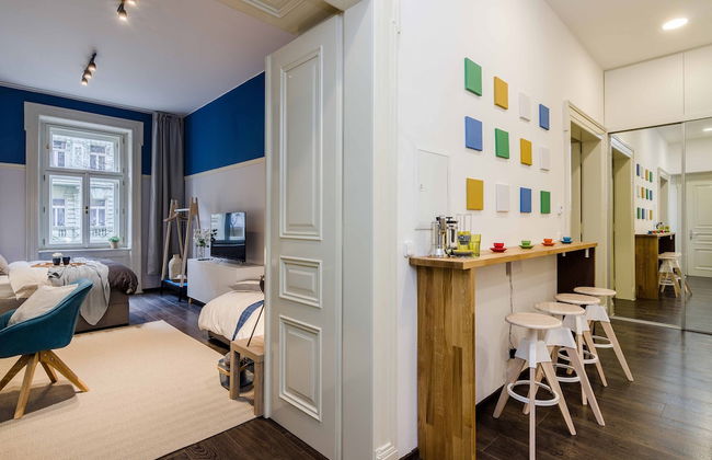 Charm APTs in Prague by Michal&Friends - Photo 11
