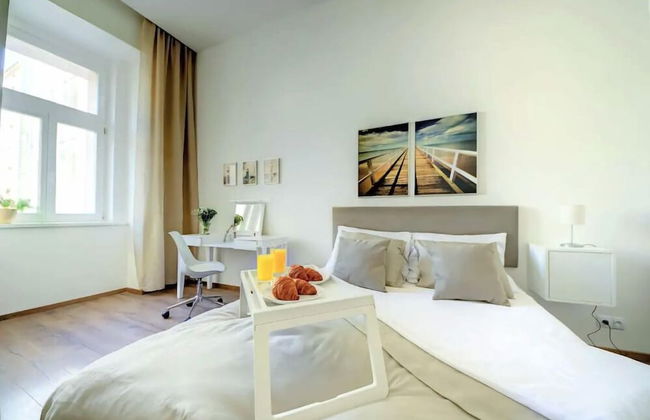 Charm APTs in Prague by Michal&Friends - Photo 29