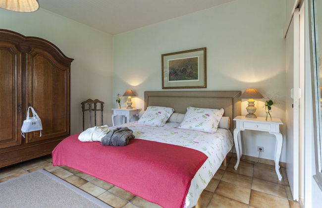 House in Zingem Near Hiking Trails - Photo 4