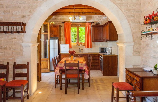 Traditional Stone Villa Phaedra With Private Pool Near Beach - Photo 15
