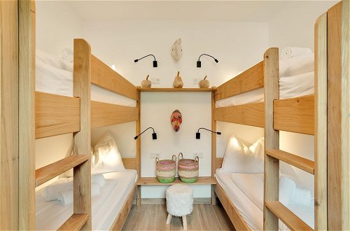 Photo 8 - Luxurious Holiday Home With Sauna