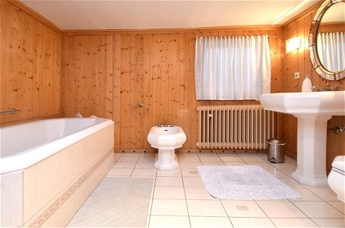 Photo 8 - Comfortable Holiday Home in the Weser Uplands With Sauna