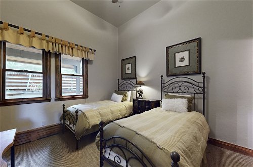 Photo 21 - Woodrun - CoralTree Residence Collection