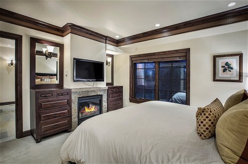 Photo 16 - Woodrun - CoralTree Residence Collection