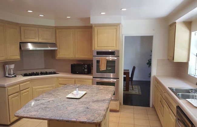 4 Bedroom Celebrity House with Pool & City View - Foto 12