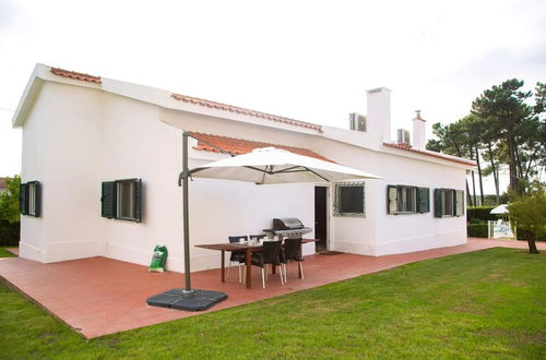 Foto 40 - Fig Tree Family House w 4 Bedrooms, Garden & Pool