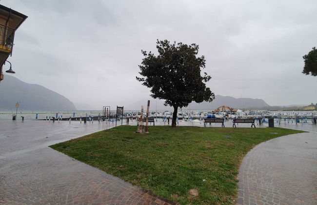 Holiday Home in Clusane Near Lake - Foto 19