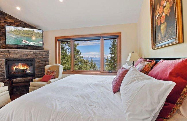 Luxury Mountain Chalet Deck w/ BBQ & Lake Views - Foto 3