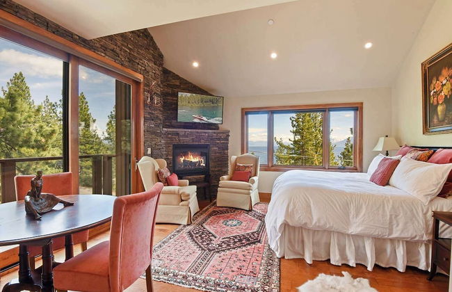 Luxury Mountain Chalet Deck w/ BBQ & Lake Views - Foto 5