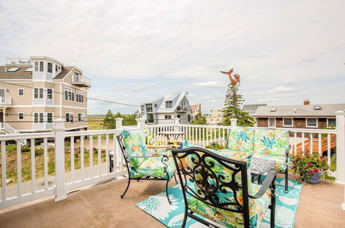 Photo 14 - Luney Dunes Penthouse