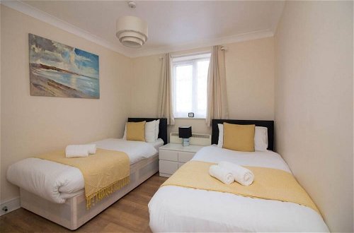 Foto 1 - Stayzo Penthouse Accommodation 1- Premier Lodge
